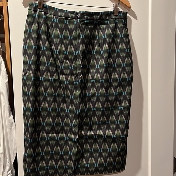 Halogen Skirt - Picture 2 of 5